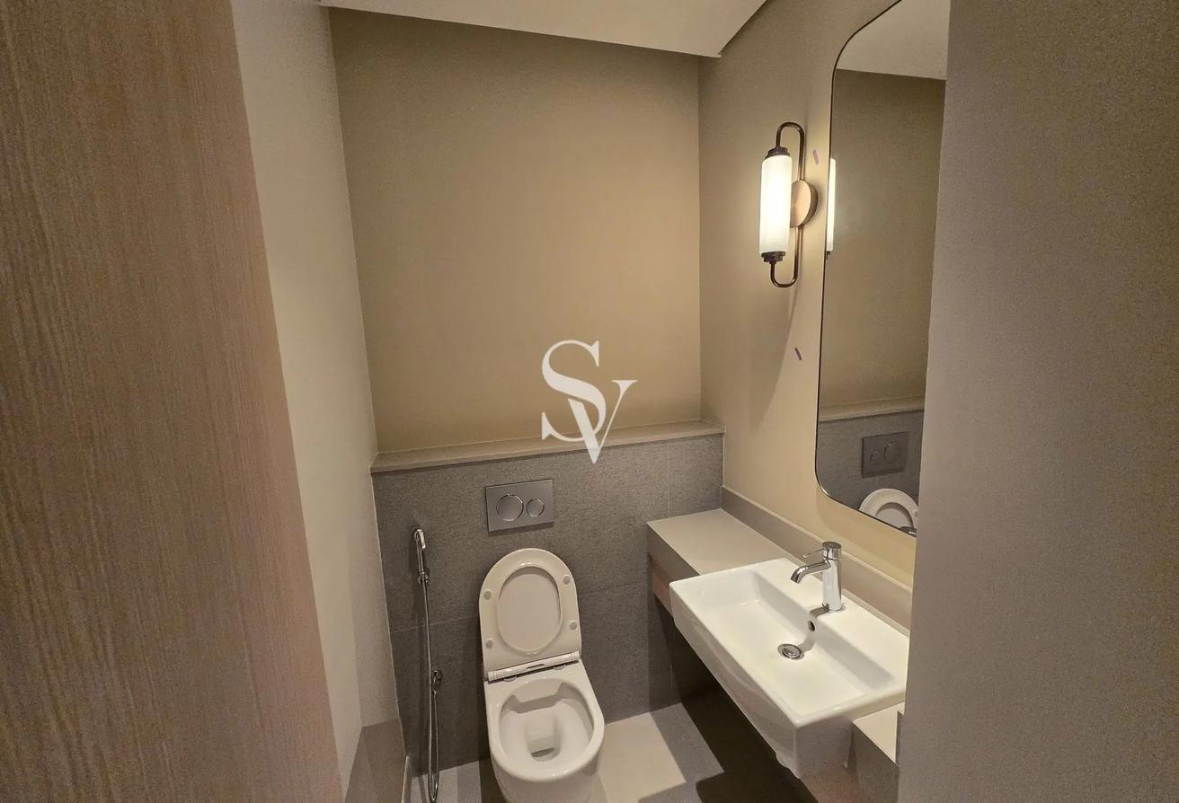 Exclusive | Luxury Furnished | High Floor photo 13