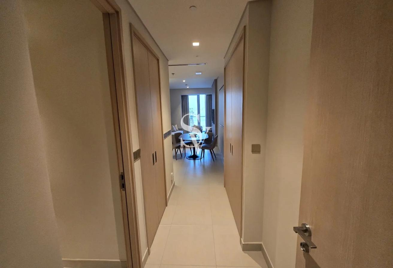 Exclusive | Luxury Furnished | High Floor photo 12