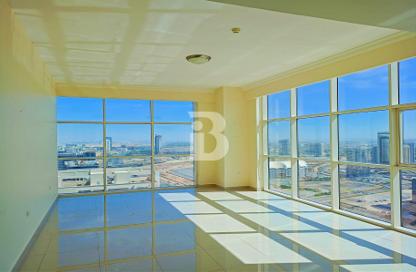 Apartment - 2 Bedrooms - 4 Bathrooms for rent in Reef Residence - District 13 - Jumeirah Village Circle - Dubai