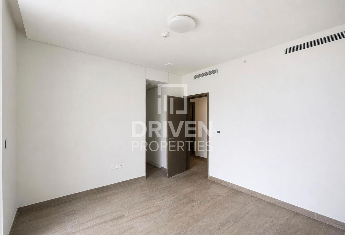 Full Golf View | Largest Unit | Unique Layout photo 10