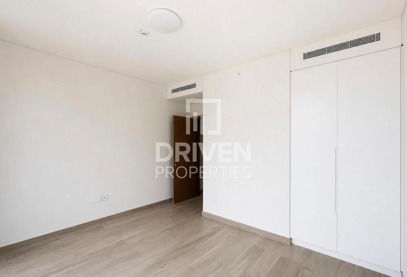 Full Golf View | Largest Unit | Unique Layout photo 11