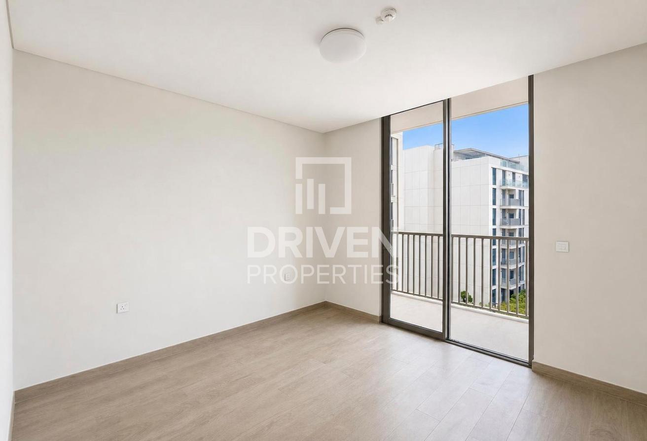 Full Golf View | Largest Unit | Unique Layout photo 9
