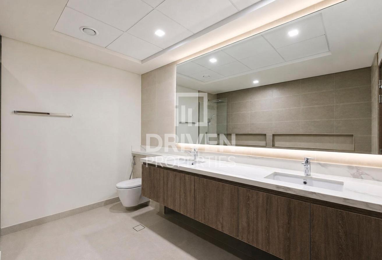 Full Golf View | Largest Unit | Unique Layout photo 19