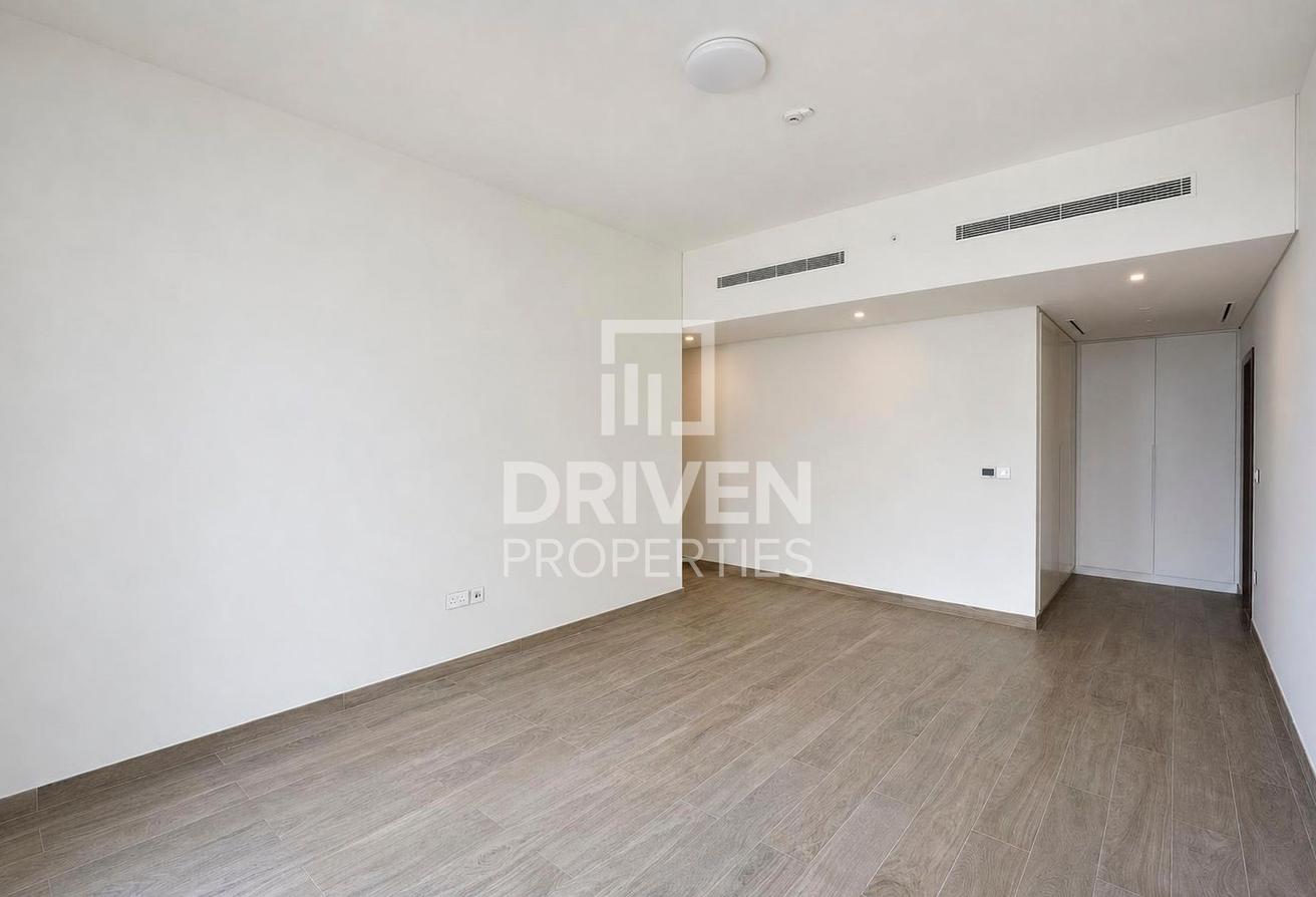 Full Golf View | Largest Unit | Unique Layout photo 14