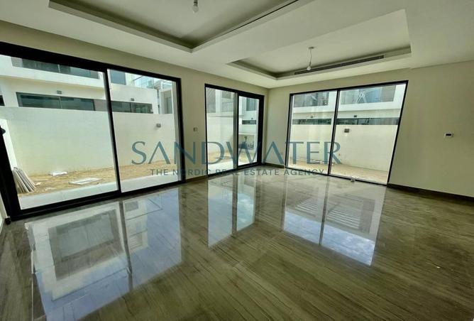 98692325 - Property Image 2