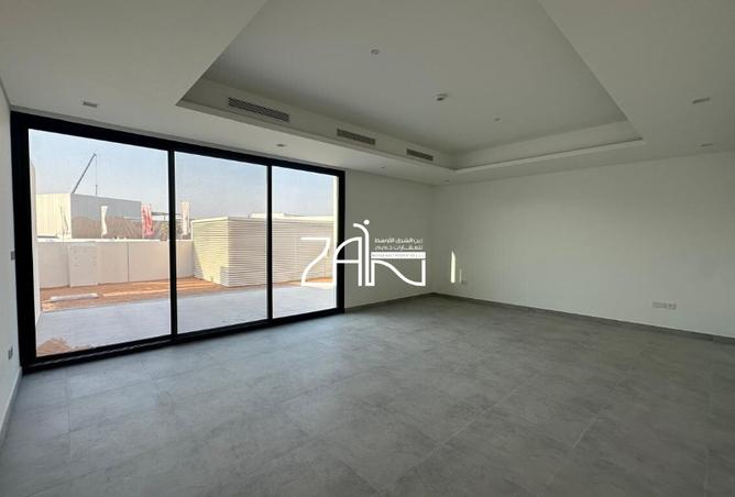 5-bed villa in The Dunes · Vacant · Maid's room — photo 2