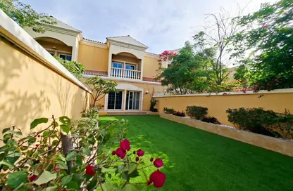 Villa - 2 Bedrooms - 4 Bathrooms for rent in District 4D - Jumeirah Village Triangle - Dubai