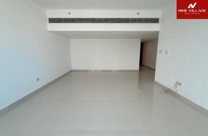 Apartment - 2 Bedrooms - 2 Bathrooms for rent in Zabeel Tower - Sheikh Zayed Road - Dubai