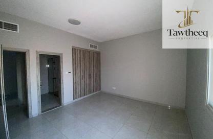 Apartment - 2 - 3 for rent in Al Jurf 3 - Al Jurf - Ajman Apartment - 2 - 3 for rent in Al Jurf 3 - Al Jurf - Ajman