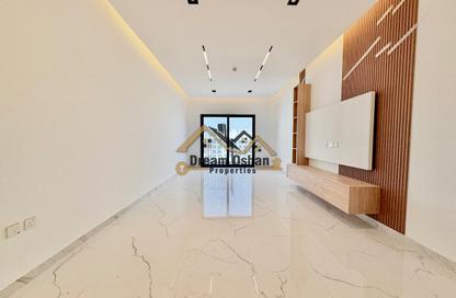 Apartment - 2 - 3 for rent in Al Amir Abdullah Building - International City Phase 2 (Al Warsan 4) - Dubai Apartment - 2 - 3 for rent in Al Amir Abdullah Building - International City Phase 2 (Al Warsan 4) - Dubai