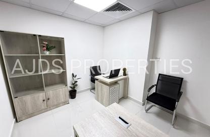Office Space - Studio - 1 Bathroom for rent in Silver Home Building - Hor Al Anz - Deira - Dubai