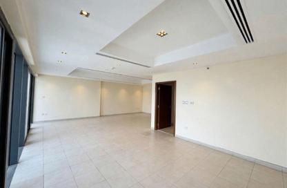 Apartment - 3 Bedrooms - 5 Bathrooms for rent in Al Khan Corniche - Al Khan - Sharjah