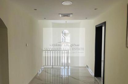 Villa - 4 Bedrooms - 6 Bathrooms for rent in Al Garhoud - Dubai Villa - 4 Bedrooms - 6 Bathrooms for rent in Al Garhoud - Dubai