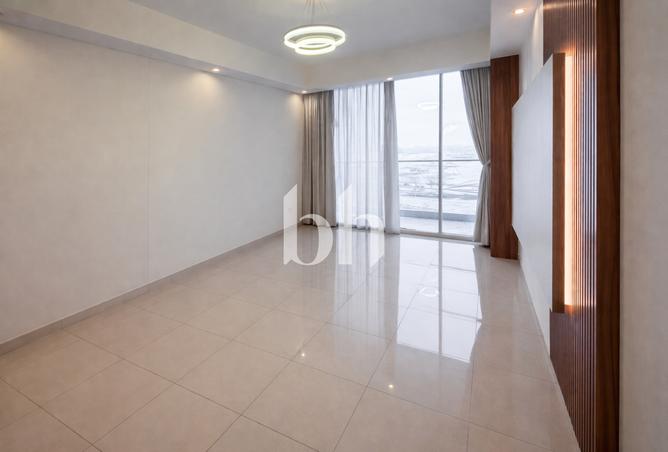 70270685 - صورة العقار 3