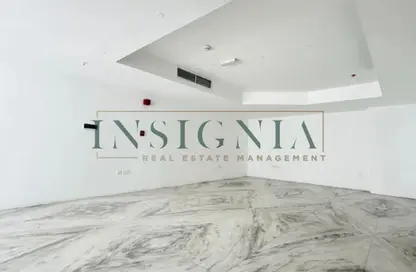 محل - استوديو - 1 حمام للايجار في ياس بيزنس تاور - البرشاء 1 - البرشاء - دبي