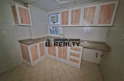 شقة - غرفة نوم - 2 حمامات للايجار في بناية الخان 5 - الخان - الشارقة شقة - غرفة نوم - 2 حمامات للايجار في بناية الخان 5 - الخان - الشارقة