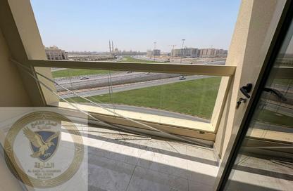 Apartment - 3 Bedrooms - 4 Bathrooms for rent in Muweileh Community - Muwaileh Commercial - Sharjah