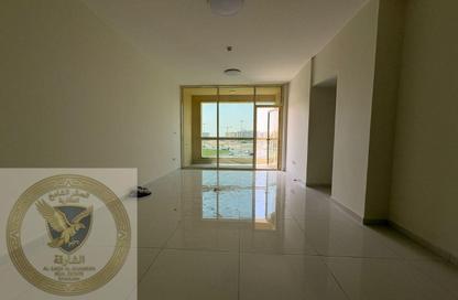 Apartment - 3 Bedrooms - 4 Bathrooms for rent in Muweileh Community - Muwaileh Commercial - Sharjah