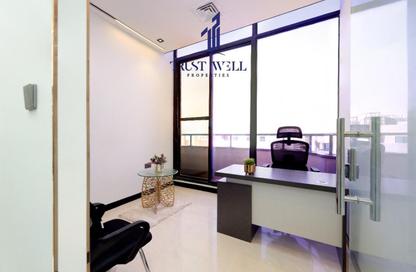 Office Space - 1 Bedroom - 4 Bathrooms for rent in Dar Al Salam Building - Corniche Road - Abu Dhabi
