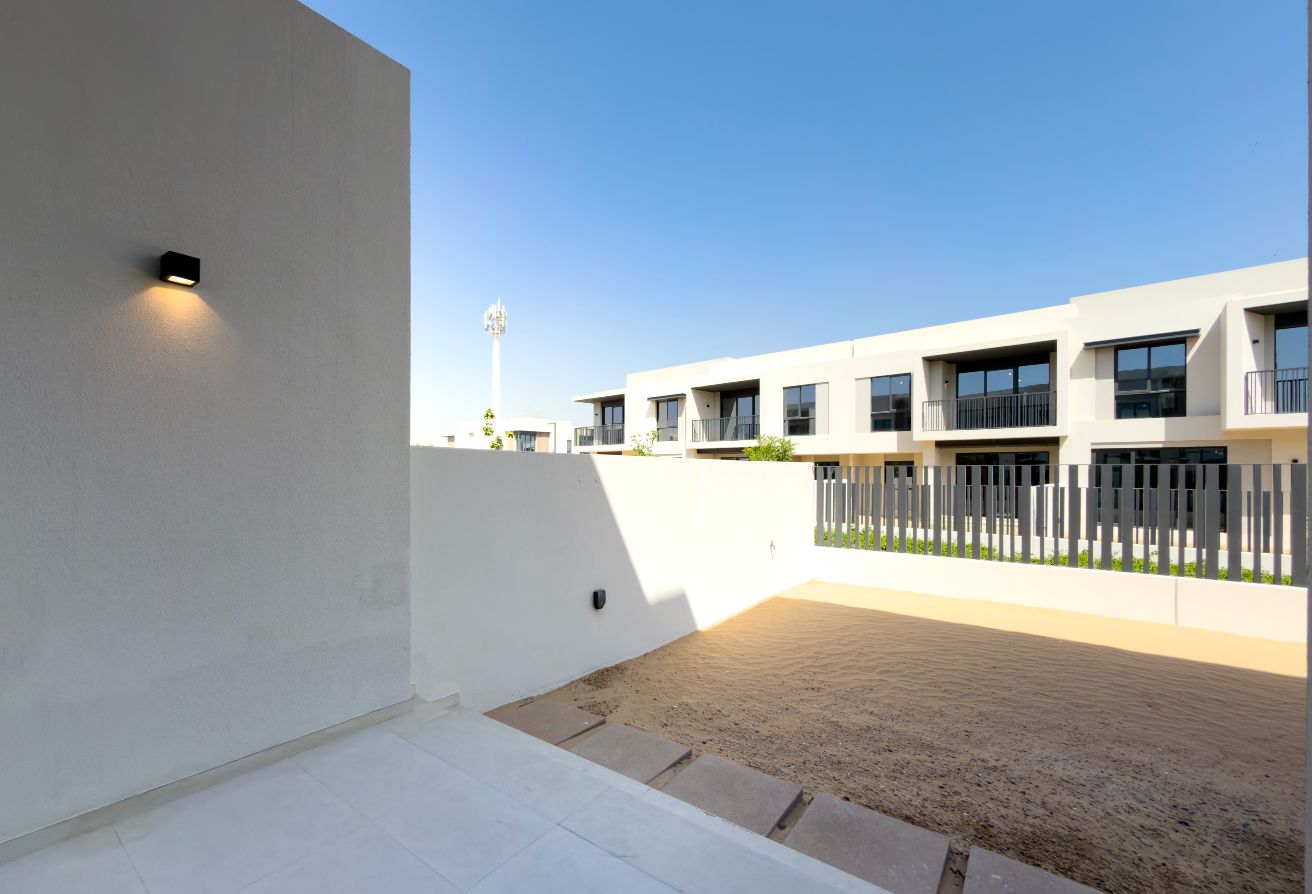 4 bedroom townhouse in Jebel Ali Village Villas, Jebel Ali: 10