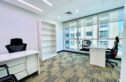 Office Space - Studio - 4 Bathrooms for rent in Hamdan Street - Abu Dhabi