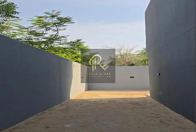 15921013 - Property Image 2