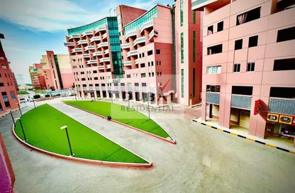 Apartment - Studio - 1 Bathroom for rent in The Gardens Buildings - The Gardens - Dubai