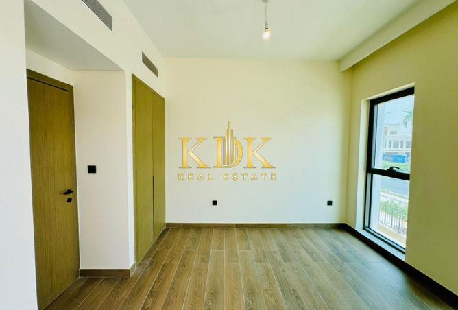 135173932 - Property Image 3