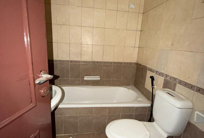 128386152 - Property Image 3