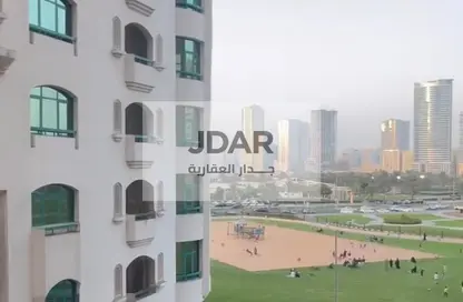 شقة - 2 غرف نوم - 2 حمامات للبيع في برج المجاز - المجاز - الشارقة