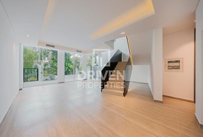 107740084 - Property Main Image
