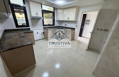 Townhouse - 2 - 4 for sale in Nasma Residence - Al Tai - Sharjah