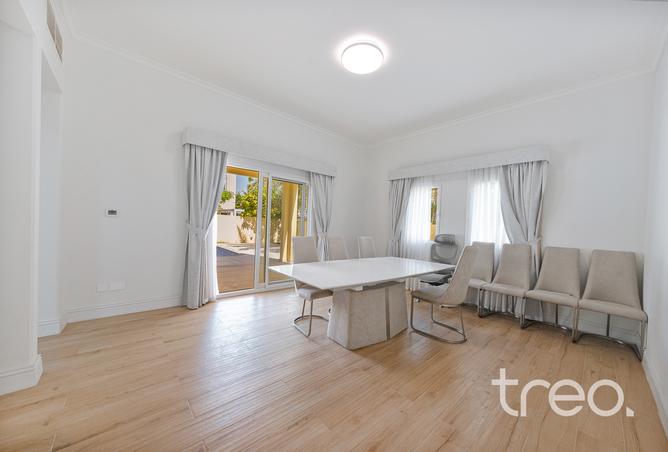 128377401 - Property Image 2