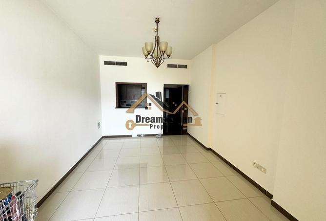 100386264 - Property Main Image