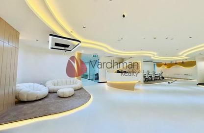 مكتب - استوديو للايجار في منطقة برجمان سنتر - المنخول - بر دبي - دبي
