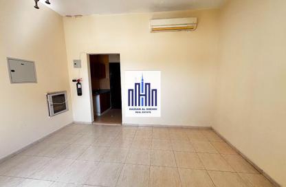 Apartment - Studio - 1 Bathroom for rent in Fire Station Road - Muwaileh - Sharjah Apartment - Studio - 1 Bathroom for rent in Fire Station Road - Muwaileh - Sharjah