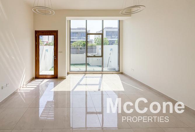 71118209 - Property Image 2