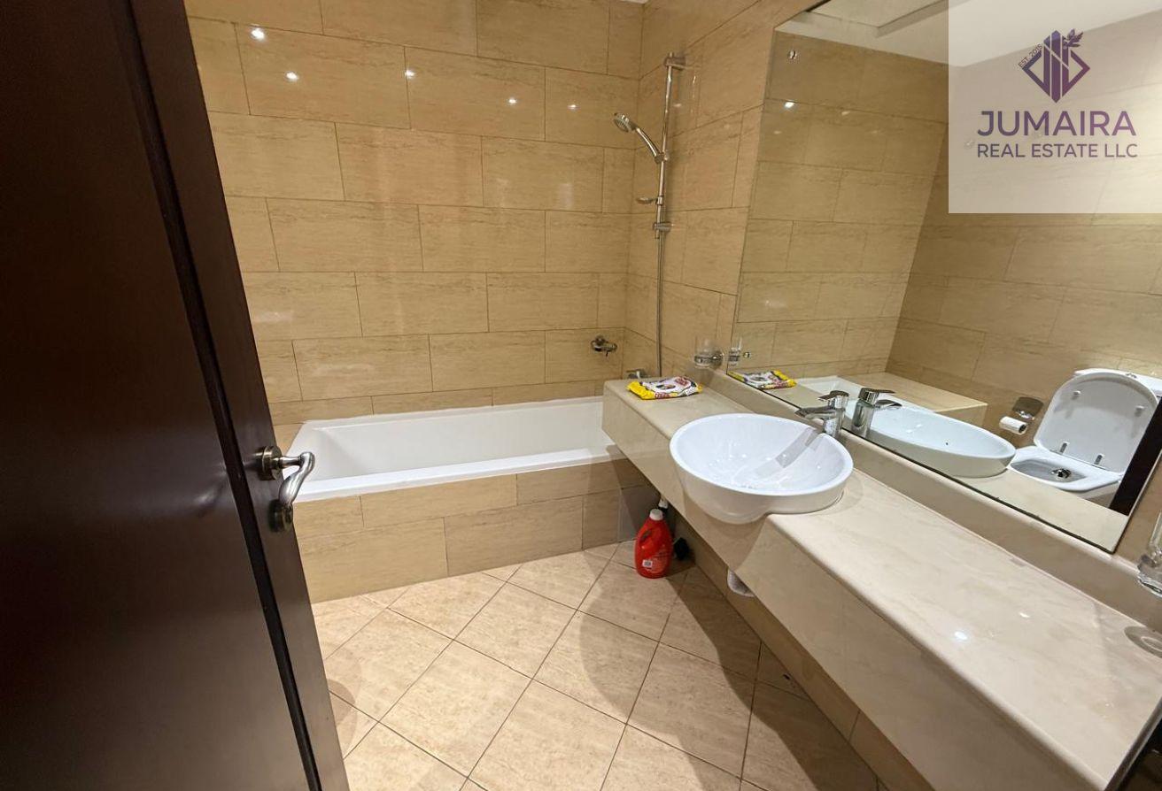 Stunning Lagoon – Golf View 1BR – Bright .