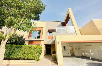 Villa - 4 Bedrooms - 6 Bathrooms for rent in Villa Lantana 1 - Villa Lantana - Dubai Science Park - Dubai