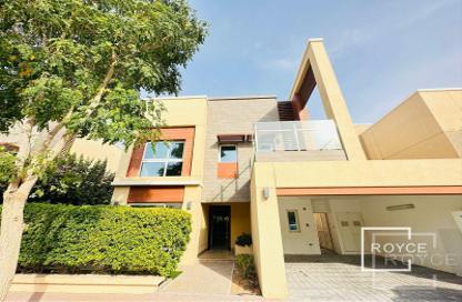 Villa - 4 Bedrooms - 6 Bathrooms for rent in Villa Lantana 1 - Villa Lantana - Dubai Science Park - Dubai