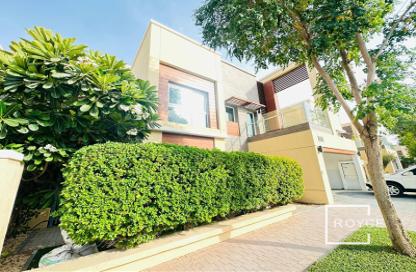Villa - 4 Bedrooms - 6 Bathrooms for rent in Villa Lantana 1 - Villa Lantana - Dubai Science Park - Dubai