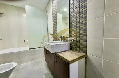 Apartment - 2 Bedrooms - 2 Bathrooms for rent in Mankhool - Bur Dubai - Dubai