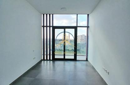 Apartment - 2 - 3 for rent in The Edge - Dubai Investment Park 1 (DIP 1) - Dubai Investment Park (DIP) - Dubai