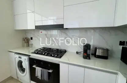 شقة - 2 غرف نوم - 2 حمامات للبيع في بنغاطي هاوس - الضاحية 10 - قرية جميرا الدائرية - دبي