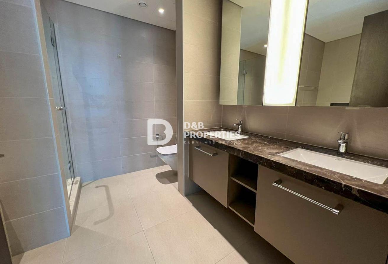Large Layout | City View | Well Maintained photo 18