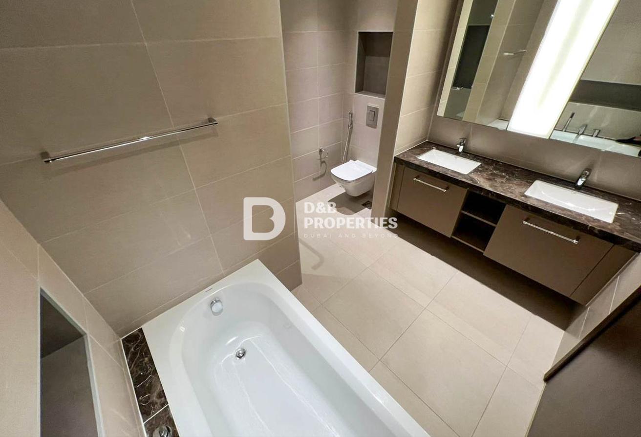 Large Layout | City View | Well Maintained photo 19