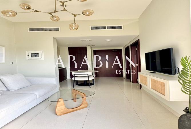 Burj Khalifa View | Vacant | Furnished photo 3