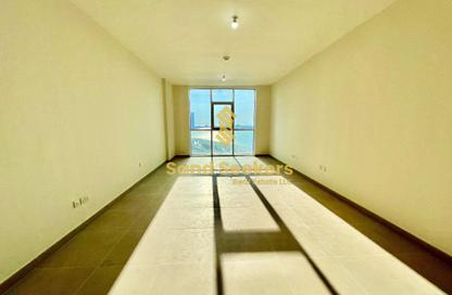 Apartment - 4 Bedrooms - 6 Bathrooms for rent in Corniche Road - Abu Dhabi
