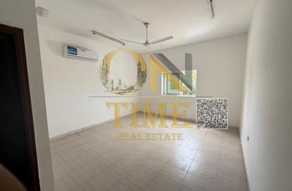 Apartment - Studio - 1 Bathroom for rent in Al Mowaihat 3 - Al Mowaihat - Ajman Apartment - Studio - 1 Bathroom for rent in Al Mowaihat 3 - Al Mowaihat - Ajman