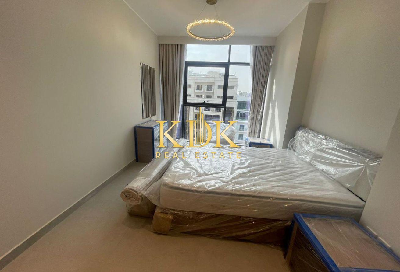 Semi Furnished | Brand New | Prime Location photo 4